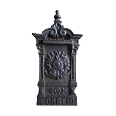 Imagem de Caixa de Correio Colonial Brasão para Cartas sem Pé Ferro Fundido Preto Resistente Intempéries Fundição Unicláudio