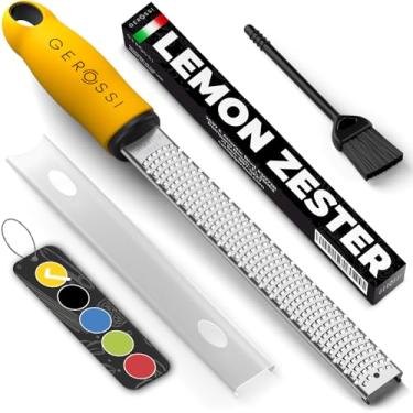 Imagem de Ralador de queijo e frutas cítricas de aço inoxidável com lâmina extra afiada - perfeito para limões, parmesão, alho, chocolate - apimente qualquer prato de cozinha em segundos com seu triturador