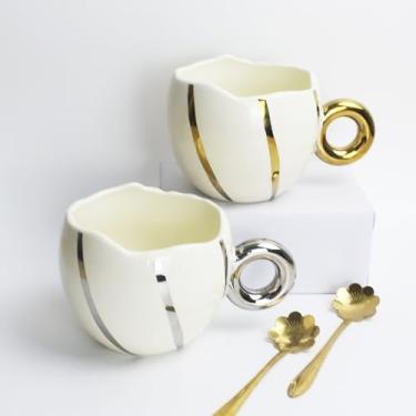 Imagem de TRUSTABOGE Caneca de café - Conjunto de 2 canecas de cerâmica - Copos de porcelana prata dourada com alça e colheres, caneca latte, caneca grande para mulheres, homens, ótima para chá de chocolate