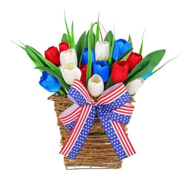 Imagem de belupai Cesta suspensa de porta do Dia Nacional Americano, cestas de flores com bandeira vermelha, branca e azul, cabide de tulipas, guirlanda de fazendas, cesta de porta de casa de campo para boas-vi