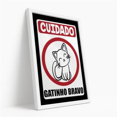 Imagem de Quadro Decorativo Cuidado Gatinho Bravo Com Moldura Aviso Divertido Sinal Pet Humor Gato Preto e Branco Engraçado Visual Estampa Fofa