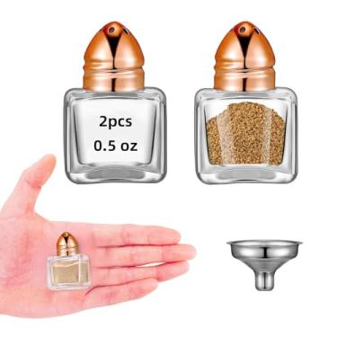Imagem de 2 peças de saleiro e pimenteiro pequenos em forma de cubo de 14,2 g com tampo de tom, mini potes de tempero de vidro transparente, saleiro de especiarias com funil para festa de casamento, restaurante