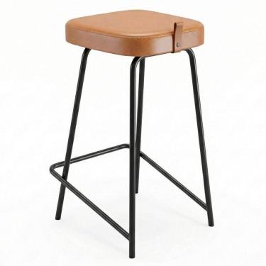 Imagem de Banqueta Média Para Cozinha Vik Estofada Couríssimo Whisky - Desk Design