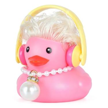 Imagem de BOZILY Pato de borracha rosa com fones de ouvido, colar de pérolas, decoração fofa de painel de carro para escritório, mesa, acessórios domésticos, presente engraçado de pato