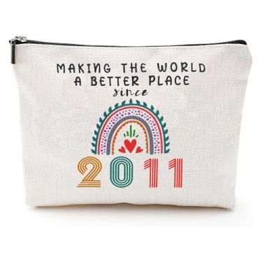 Imagem de IASINN Presentes de feliz aniversário de 18 anos para sua bolsa de maquiagem, organizador de cosméticos para mulheres, filha, namorada, irmã, bolsa de beleza de 2008, presente de aniversário de 18