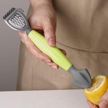 Imagem de 1 espremedor de limão multifuncional com ralador embutido - cabo verde, lâmina de aço inoxidável para facilitar o suco e ralar cítricos, perfeito para uso na cozinha, ralador durável de design