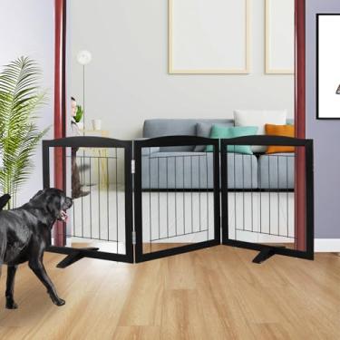 Imagem de ZJSF Cerca interna independente para cães, portão dobrável para portas, escadas ou corredores, portão extra largo de madeira resistente para animais de estimação com pés de suporte para casa, preto