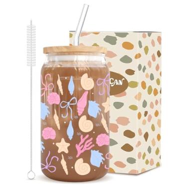 Imagem de Conjunto de copo de vidro de concha rosa para presente - Copo com tema de praia de 473 ml com capa de bambu, 2 canudos e pincel - Pronto embalado para café gelado, vitaminas, uísque e refrigerante