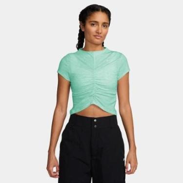 Imagem de Camiseta Cropped Nike Sportswear Chill Knit Feminina-Feminino