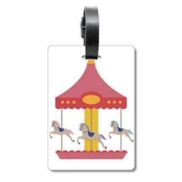 Imagem de Carrossel colorido com estampa de parques de museu com etiqueta para bagagem e cartão para pendurar