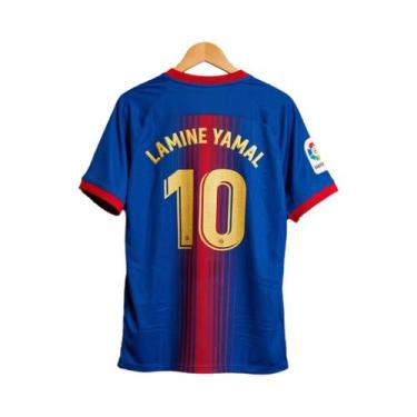 Imagem de Camisa De Futebol Clássica Com Listras Azuis E Vermelhas AI ChatGPT La