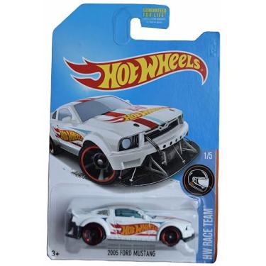 Imagem de Hot Wheels 2005 Ford Mustang, HW Race Team 1/5 [White]
