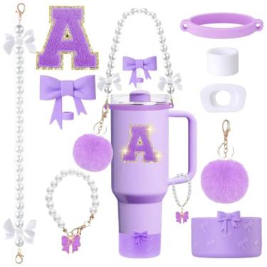 Imagem de MOTEERLLU Conjunto de acessórios de copo Stanley roxo de 9 peças para copo de 850 g 1,162 g com alça, incluindo enfeite de palha de arco e bota, alça de alça de pérola e pingente de alça, adesivo de