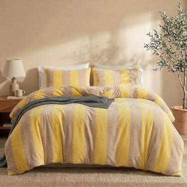 Imagem de Bedbay Conjunto de edredom Queen listrado de veludo luxuoso, 3 peças, estampa de listras amarelas bege, conjunto de cama queen size para todas as estações