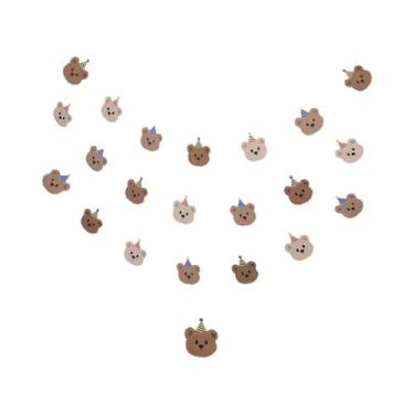 Imagem de Decoração de quarto de festa de aniversário com bandeira de urso retrô