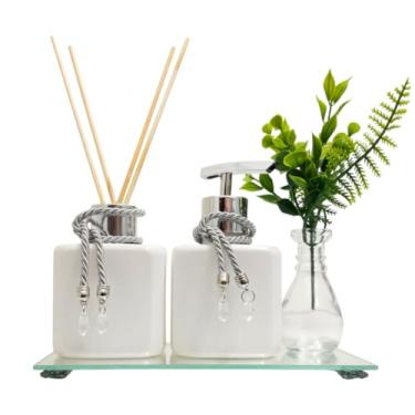 Imagem de Kit Prata Aromatizador e Saboneteira Pet Branco Com Bandeja Espelhada e Vaso Decorativo Lavabo