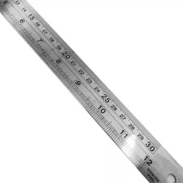 Imagem de Régua de metal aço inox 30 cm para artesanato Nybc 12pol Milímetros E Polegadas 300mm Artesanato Scrapbook Patchwork Para Desenho Escola Artesanato Patch Projetista Costureira Desenhista Projeto