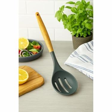 Imagem de Colher Silicone Vazada Cabo de Madeira Cinza Vista Home
