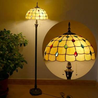 Imagem de Luminária de chão Tiffany estilo tradicional com contas de vidro em formato de pavão, 165 cm de altura, luminária de leitura de chão com vitral, luminária de chão Tiffany estilo piano para s