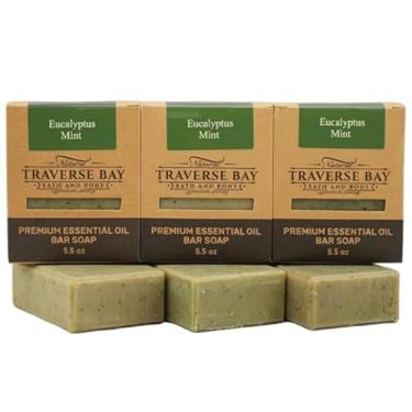 Imagem de Traverse Bay Bath and Body- All natural handmade cold process bar soap, Eucalyptus and Peppermint, made in the USA, essential oils. 3 bar pack 15 + oz. For men and women, face and body.