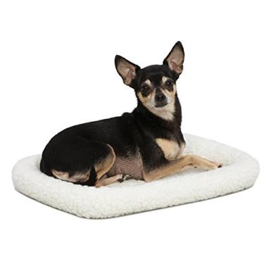 Imagem de MidWest Homes for Pets QuietTime XXS Cama para cães – Almofada de lã branca, ultramacia e lavável na máquina, serve para caixas e transportadoras de 45 cm, para cães e gatos pequenos