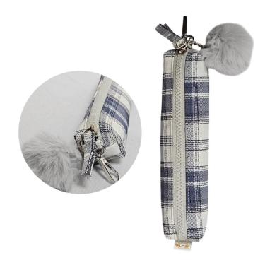 Imagem de Estojo Escolar Xadrez Azul com Pompom Fofo Multiuso Organização Colorido Material Lápis Caneta Aula