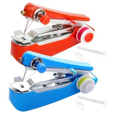 Imagem de 2 peças de máquina de costura manual, mini máquina de costura portátil para iniciantes, máquina de costura manual, faça você mesmo, máquina de costura portátil com acessórios para roupas