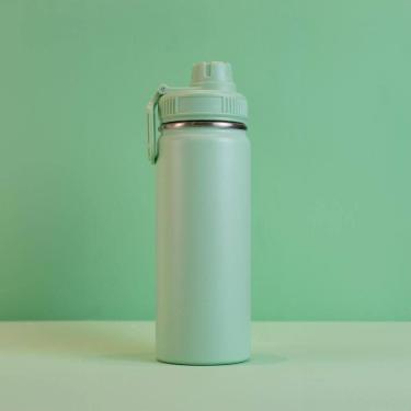 Imagem de Garrafa Com Alça E Bico 780ml Em Aço Inox Verde