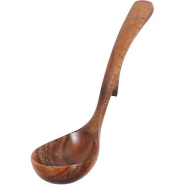 Imagem de Concha de sopa de madeira grande com gancho traseiro, adequada para fazer sopas de cozinha doméstica e servir líquidos quentes, ideal para refeições em família e mingau cozido