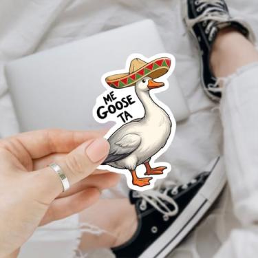 Imagem de 3 adesivos de meme Goose Me Goose-ta, adesivo de ganso, adesivo de ganso silly - adesivos de vinil de 7,6 cm para garrafas de água, laptop, telefone, carro, janela, capacete
