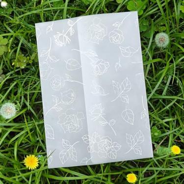 Imagem de Jaquetas de veludo para convites de 12 x 18 cm: 50 peças de envoltórios e mangas de veludo florais pré-dobrados para casamento - Envelope de convite DIY de rosas translúcidas para aniversário, festa