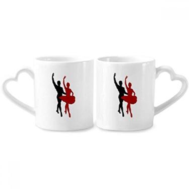 Imagem de Conjunto de canecas de porcelana para casal, dueto de dança social, alça de coração de cerâmica