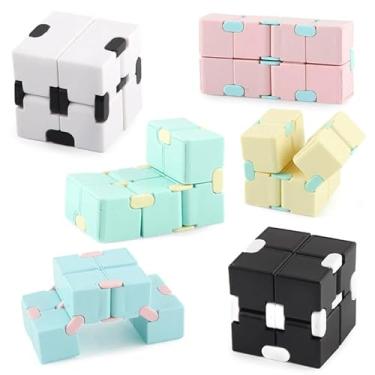 Imagem de Cubo Mágico Infinito Brinquedo Fidget Infinity Cube Para Alívio De Ansiedade Anti Estresse Acessório Portátil Para Criança 4 x 4 x 4 cm Cores Variadas