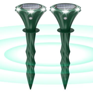 Imagem de Repelente de toupeira movido a energia solar, pacote com 2 repelentes de cobra para quintal, à prova d'água, detecção de movimento, luz de flash LED, repelente ultrassônico de gambá para se livrar de