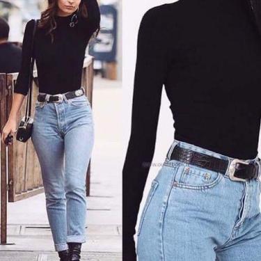 Imagem de Blusa manga longa gola alta  básica tecido com elastano  moda fashion 