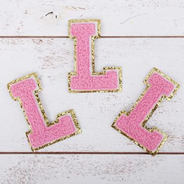 Imagem de Pacote com 3 adesivos de chenille ferro em glitter com letras universitárias 8 cm de altura em "L" - Tecido de chenille rosa com acabamento em glitter dourado - Costurar ou passar a ferro - 8 cm PNK G