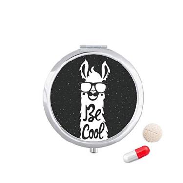 Imagem de Be Cool Alpaca Caixa de armazenamento de medicamentos com citação preta e branca