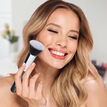 Imagem de 1 pincel de base Kabuki de topo plano para creme líquido e pó de polimento de maquiagem e pincel facial, prateado