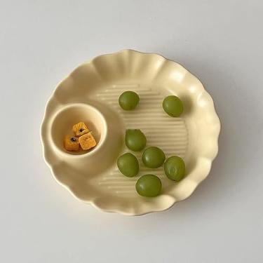 Imagem de Tigela para molho Prato de cerâmica com formato floral e grade dupla, utensílios jantar domésticos, vegetais, lanches, vinagre, pratos para bolinhos(Yellow)