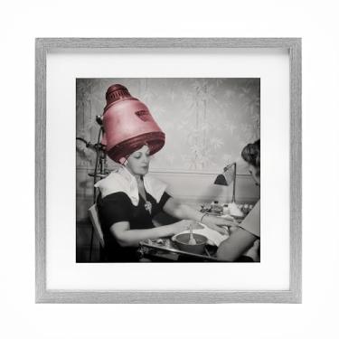 Imagem de Stupell Industries Estampa vintage para salão de beleza e unhas cinza design sob vidro por Sophie 6, 16 x 16