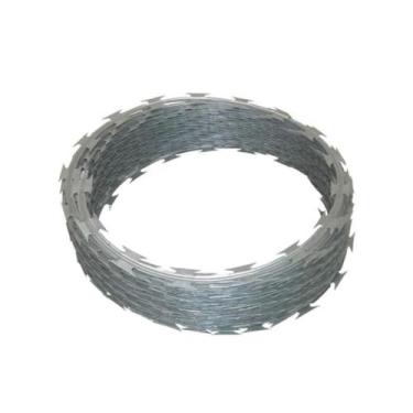 Imagem de Arame Cerca Concertina 45Cmx5m Conjunto - CALHAFORTE