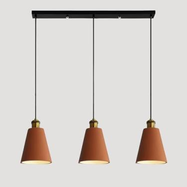 Imagem de Lustre pendente nórdico moderno em metal, estilo linear, com 3 lâmpadas E26, ideal para ambientes internos, sala de jantar, quarto, cozinha e ilha. Altura ajustável.
