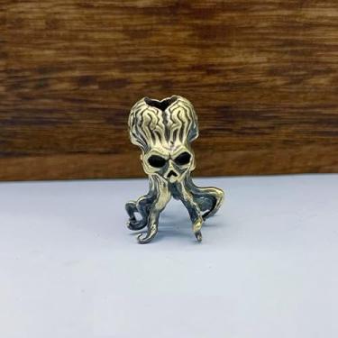 Imagem de Berloque marciano de latão cabeça de caveira pés de polvo miçanga faca, pingente de cordão tecido paracord DIY EDC chaveiro acessórios (latão)