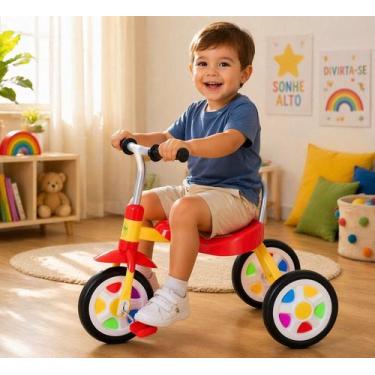 Imagem de Triciclo Infantil Amarelo Seguro com Pedal Brinquedo Criança - Kidsfun