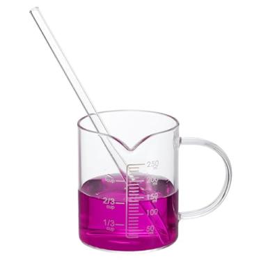 Imagem de PATIKIL Copo medidor de vidro de 250 ml, copo de vidro borossilicato graduado copos de medida líquida com bico em forma de V de canudo para cozinha, bebendo, restaurante, balança impressa em branco