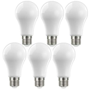 Imagem de Satco (Pacote com 6) Lâmpadas de filamento LED reguláveis, S12434, alto lúmens, 13,5 watts, A19; branco macio; base média; 3000K; 90 CRI; 120 volts para uso residencial, hotelaria, display e comercial