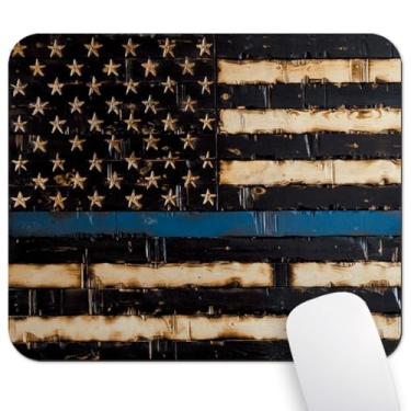 Imagem de Wknoon Tapete de rato retrô com bandeira fina azul dos EUA, tapete de rato de grão de madeira rústica vintage para polícia envelhecida para escritório e decoração de mesa de casa