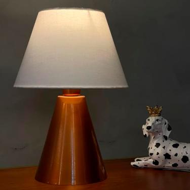 Imagem de Abajur Luminária De Mesa Clássica Cone Cobre Com Cúpula algodão Branca Para Decoração Casa e Sala, Escritório, Quarto e Cabeceira Cama