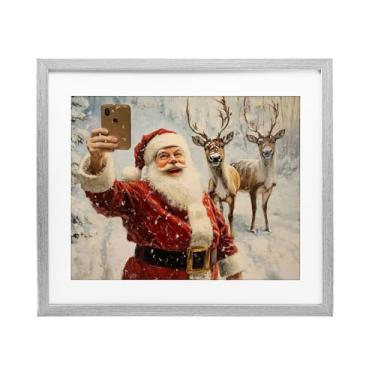 Imagem de Stupell Industries "Santa Selfie com rena", impressão emoldurada sob vidro, cinza, 40 x 33