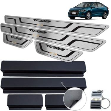 Imagem de Soleira Chevrolet Onix Plus 2020 Preto Baixo Relevo